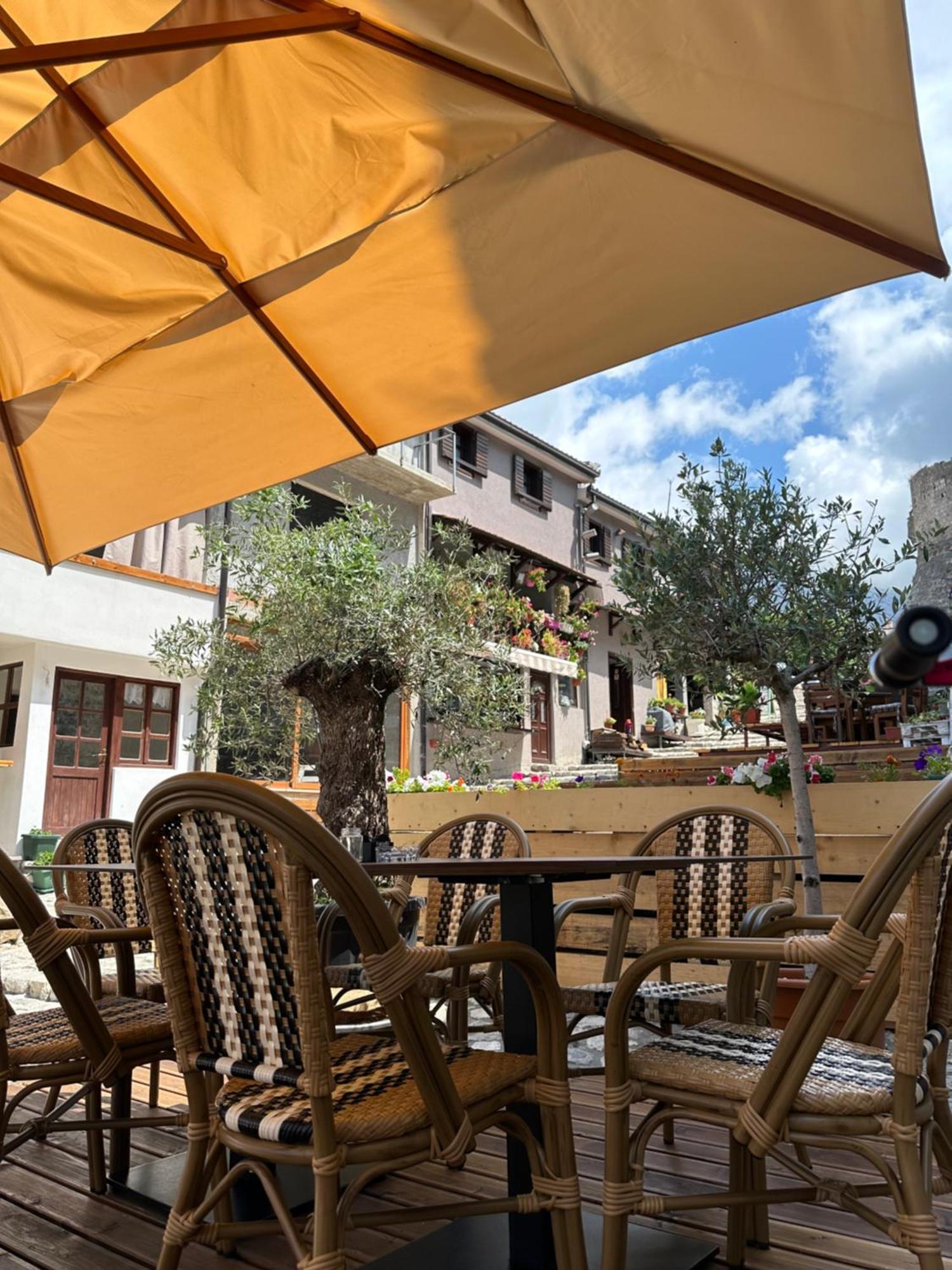 Kula Boutique Hotel Бар Экстерьер фото